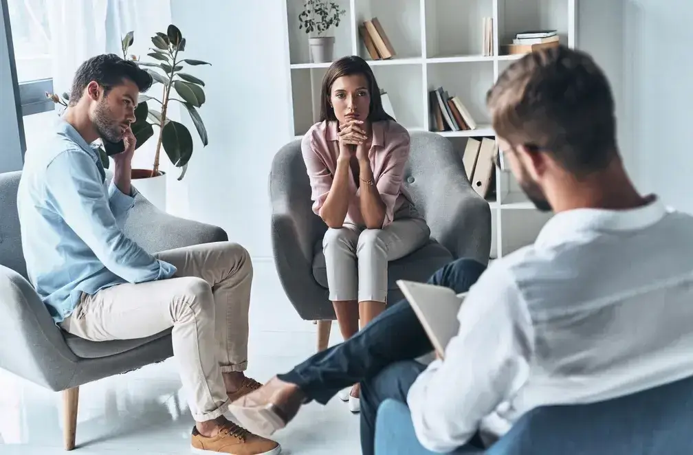 Navigating divorce legal separation with family law attorney